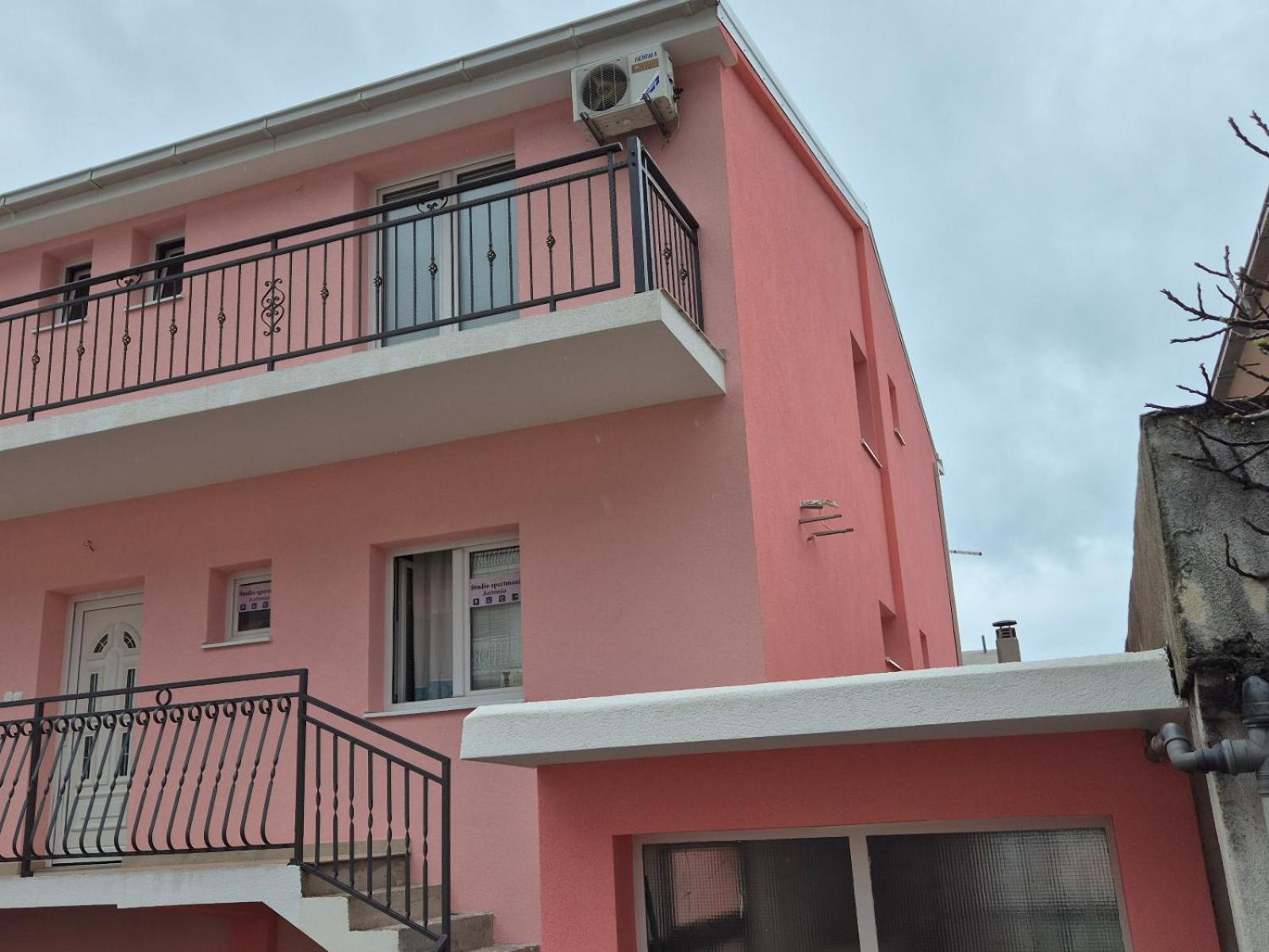 Studio Apartments Antonio Makarska Exterior photo