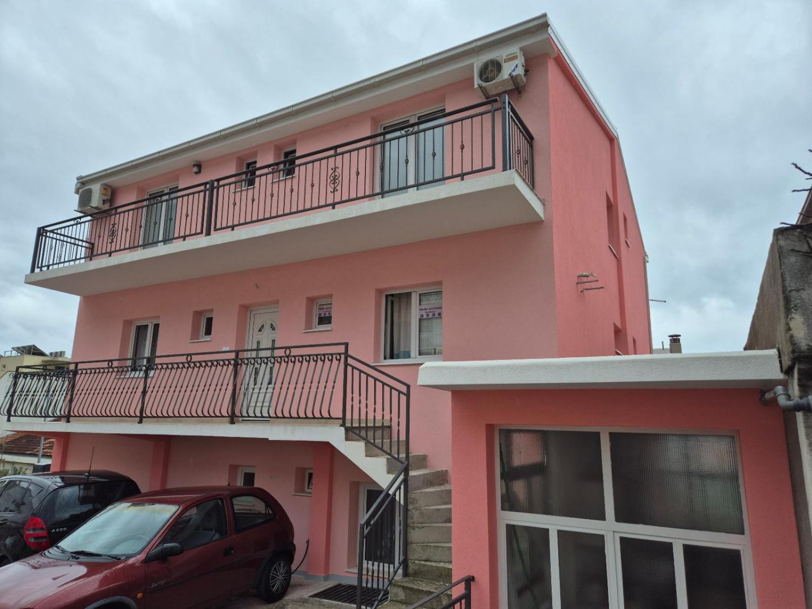 Studio Apartments Antonio Makarska Exterior photo