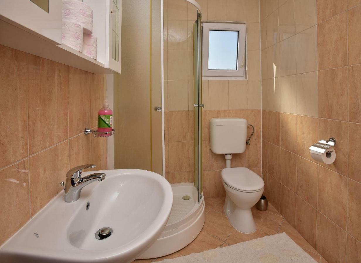 Studio Apartments Antonio Makarska Exterior photo