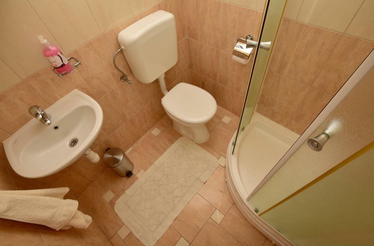 Studio Apartments Antonio Makarska Exterior photo