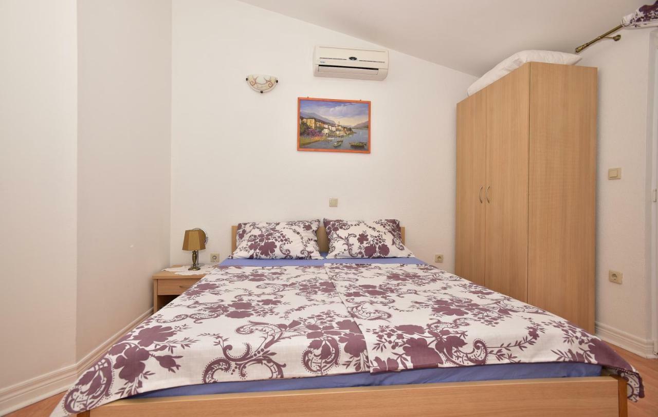 Studio Apartments Antonio Makarska Exterior photo