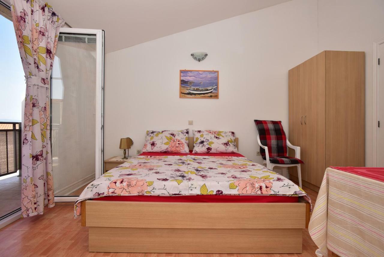 Studio Apartments Antonio Makarska Exterior photo