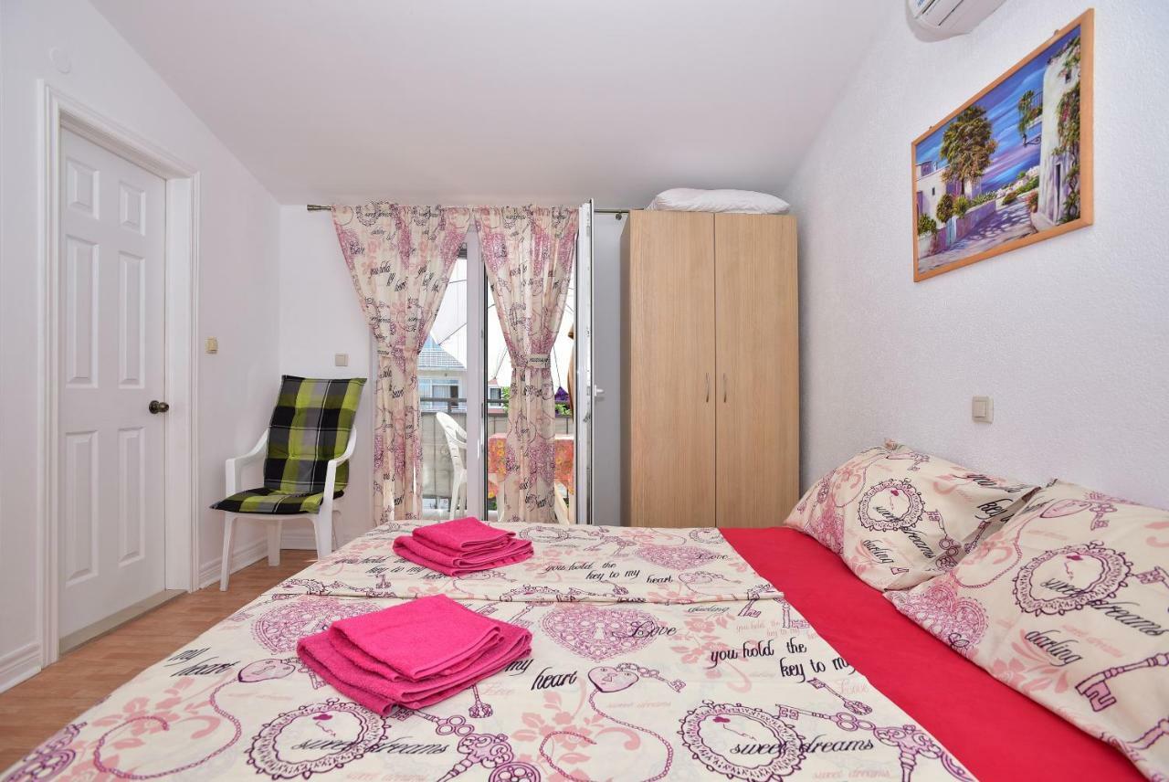 Studio Apartments Antonio Makarska Exterior photo